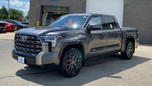 2022 Toyota Tundra - $45,095