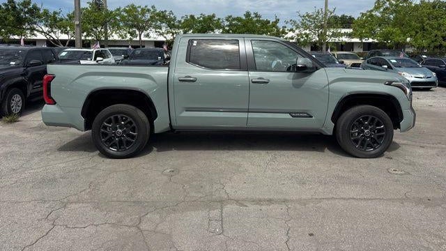 2024 Toyota Tundra Platinum HV
