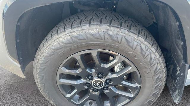 2024 Toyota Tundra Platinum HV