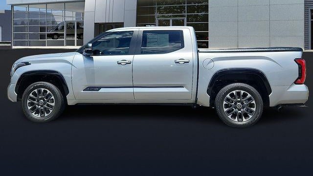 2024 Toyota Tundra Platinum HV