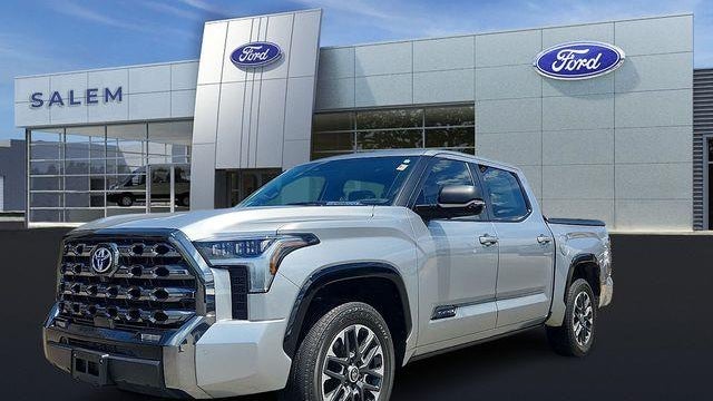 2024 Toyota Tundra Platinum HV