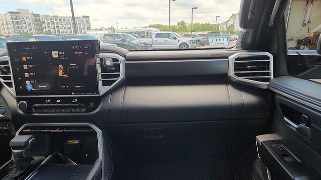 2024 Toyota Tundra Platinum HV