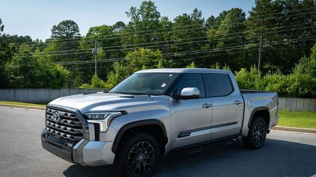 2023 Toyota Tundra Platinum HV