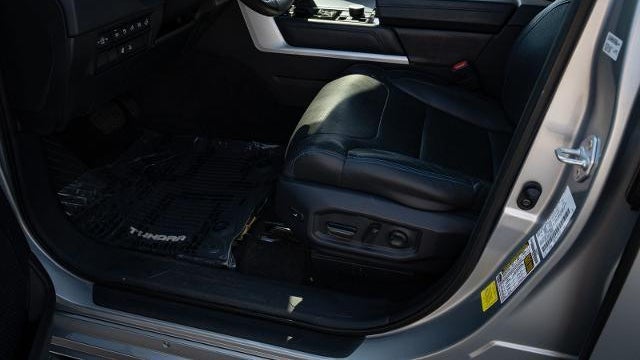 2023 Toyota Tundra Platinum HV