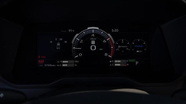 2023 Toyota Tundra Platinum HV