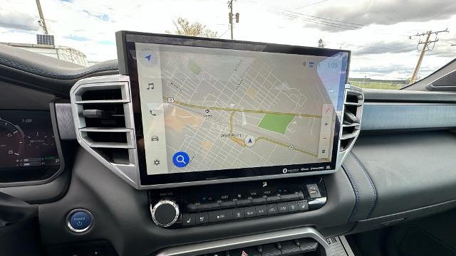 2024 Toyota Tundra Platinum HV