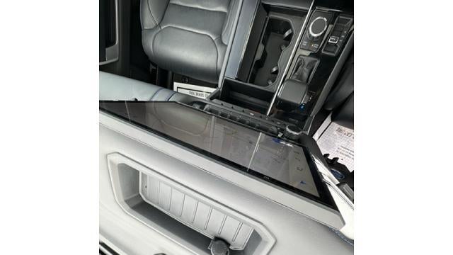2024 Toyota Tundra Platinum HV