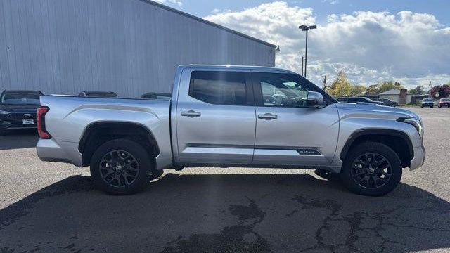 2024 Toyota Tundra Platinum HV