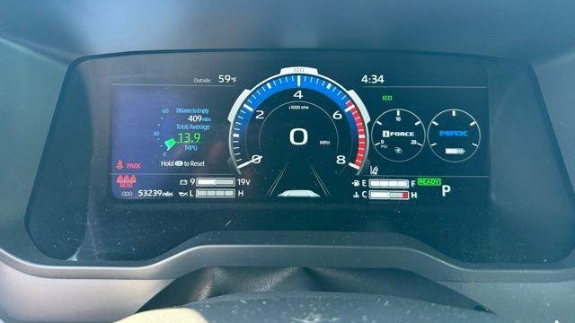 2024 Toyota Tundra Platinum HV