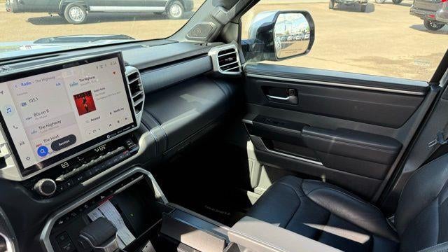 2024 Toyota Tundra Platinum HV