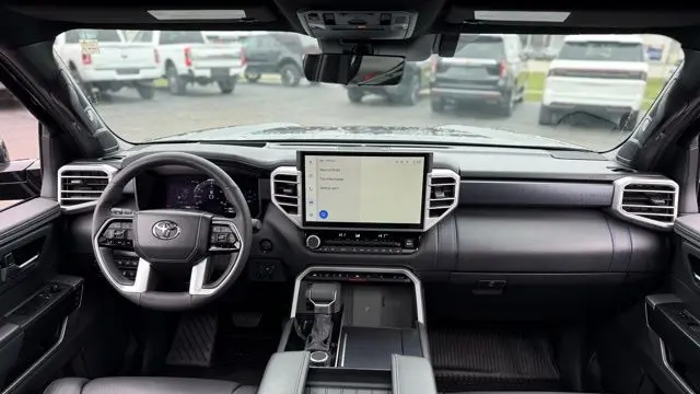 2025 Toyota Tundra Platinum HV