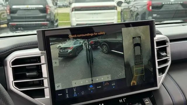2025 Toyota Tundra Platinum HV