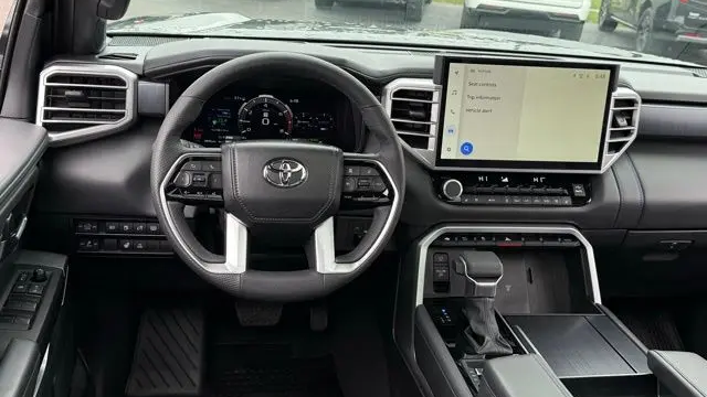 2025 Toyota Tundra Platinum HV