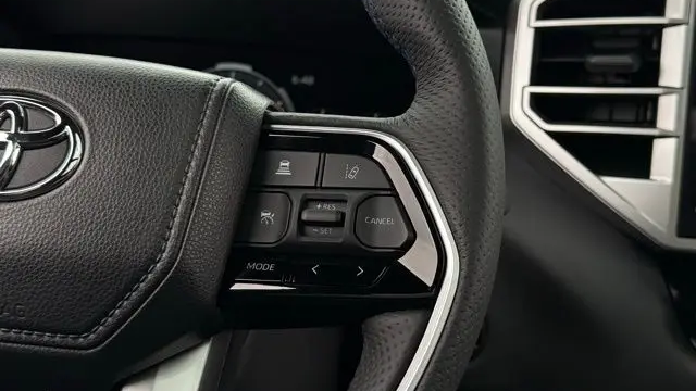 2025 Toyota Tundra Platinum HV