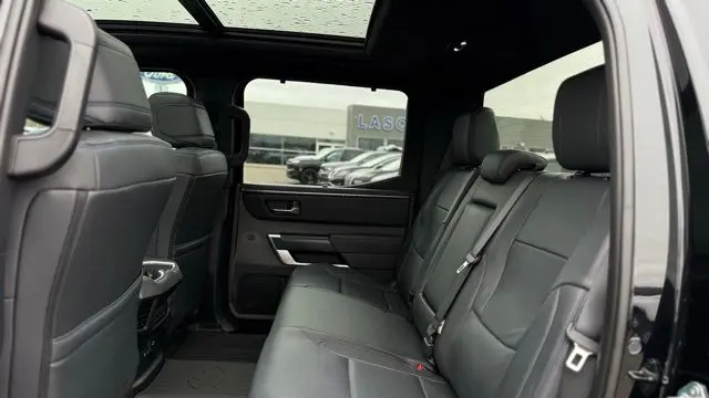 2025 Toyota Tundra Platinum HV