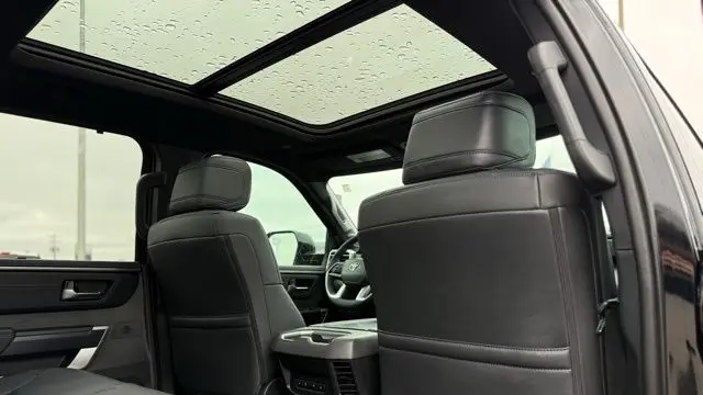 2025 Toyota Tundra Platinum HV