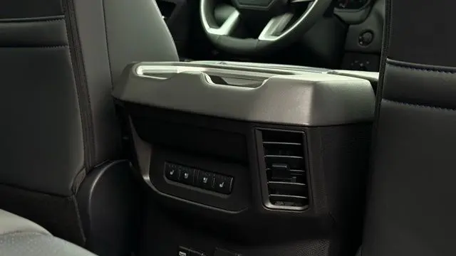 2025 Toyota Tundra Platinum HV