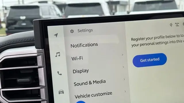 2025 Toyota Tundra Platinum HV