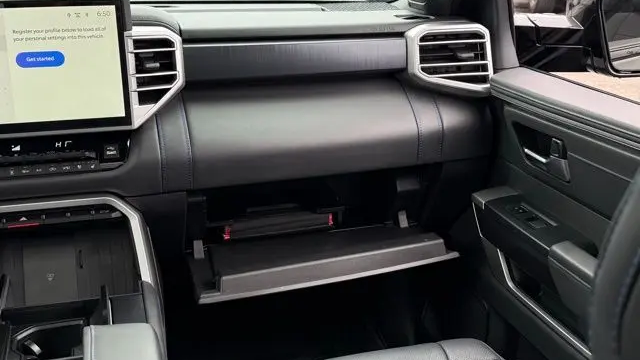 2025 Toyota Tundra Platinum HV