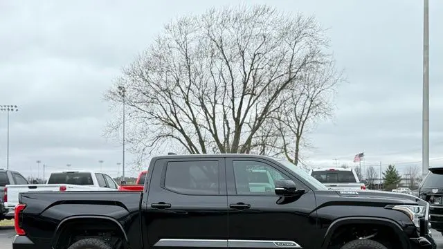 2025 Toyota Tundra Platinum HV