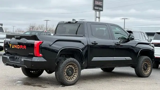 2025 Toyota Tundra Platinum HV