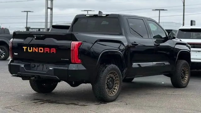 2025 Toyota Tundra Platinum HV