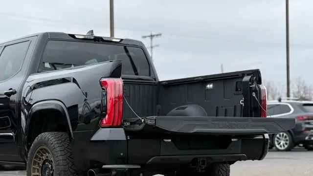 2025 Toyota Tundra Platinum HV