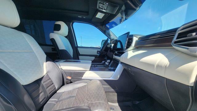 2025 Toyota Tundra Platinum HV