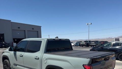2025 Toyota Tundra Platinum HV