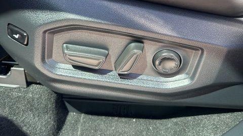2025 Toyota Tundra Platinum HV