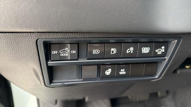 2025 Toyota Tundra Platinum HV