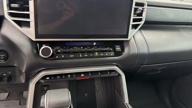 2025 Toyota Tundra Platinum HV