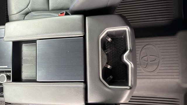 2025 Toyota Tundra Platinum HV