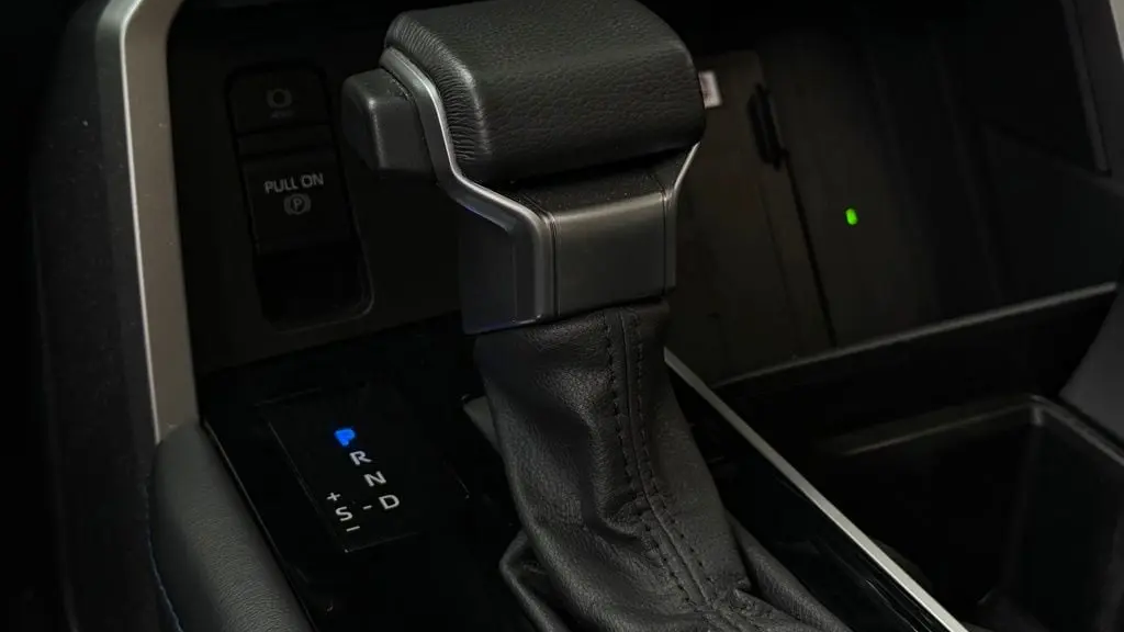 2024 Toyota Tundra Platinum HV