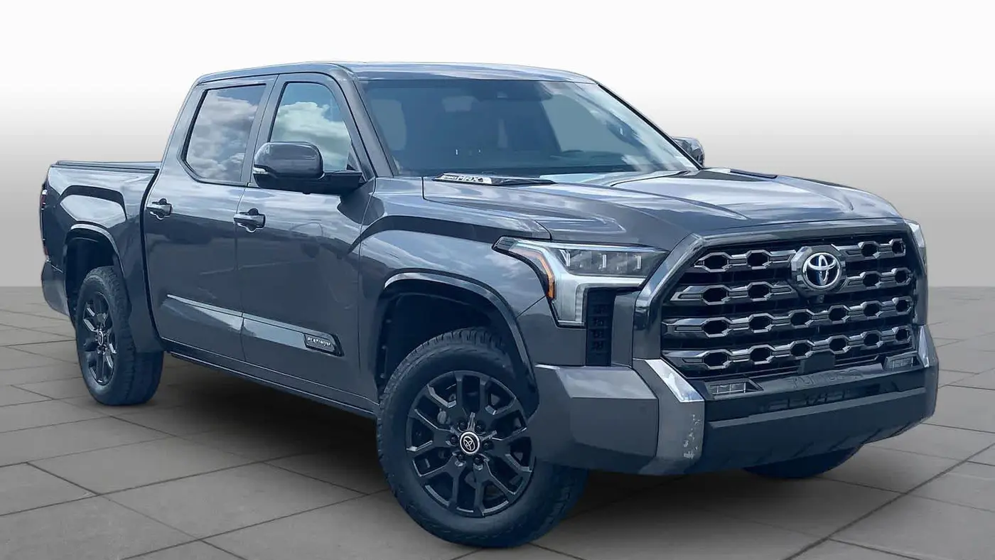 2024 Toyota Tundra Platinum HV