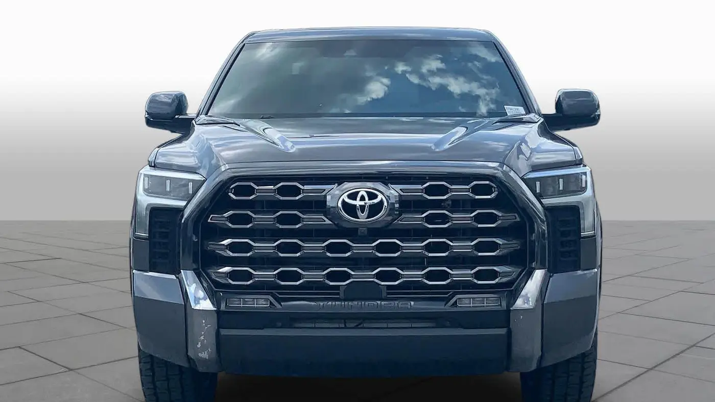 2024 Toyota Tundra Platinum HV