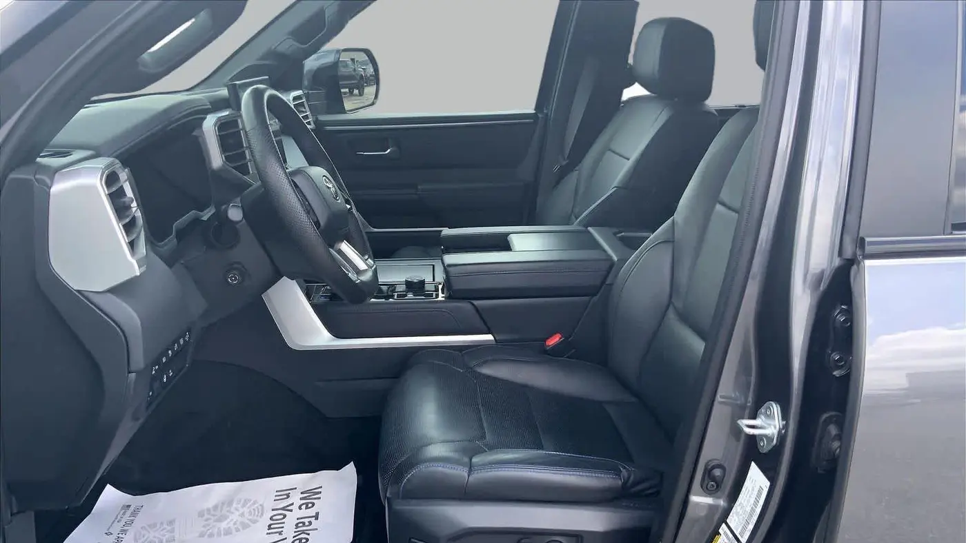 2024 Toyota Tundra Platinum HV