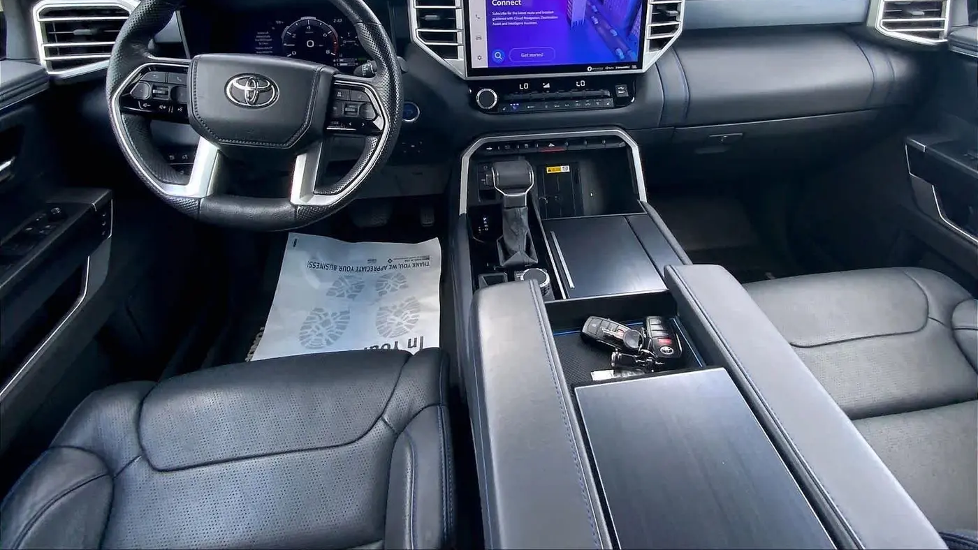 2024 Toyota Tundra Platinum HV