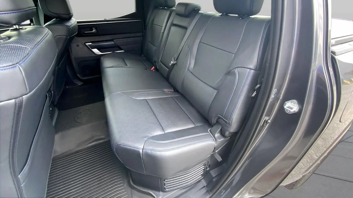 2024 Toyota Tundra Platinum HV