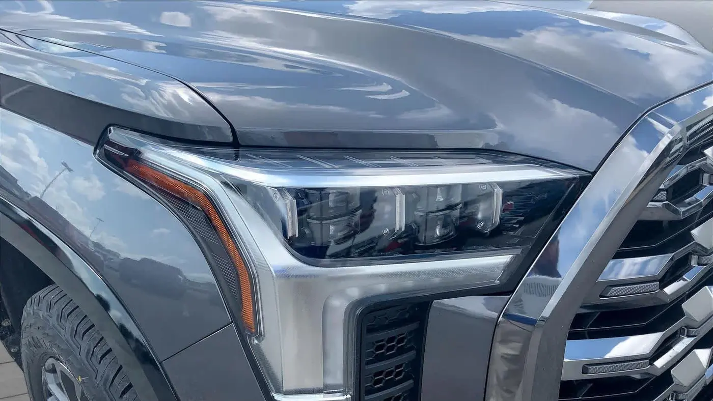 2024 Toyota Tundra Platinum HV