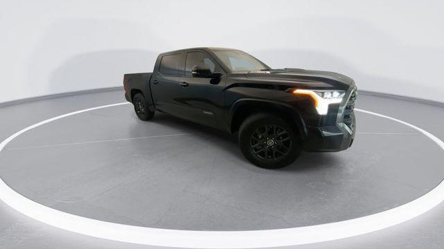 2023 Toyota Tundra Platinum HV