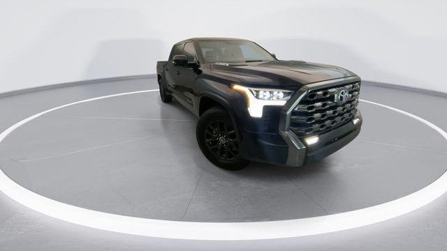 2023 Toyota Tundra Platinum HV
