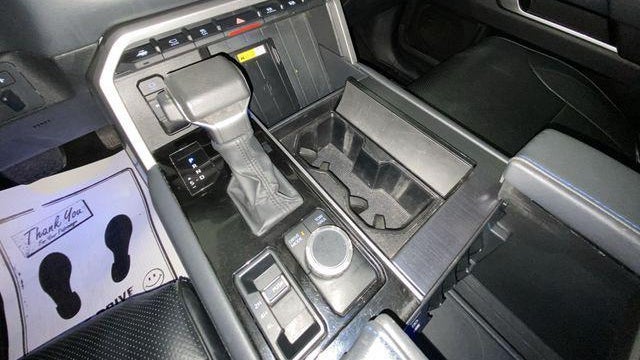 2023 Toyota Tundra Platinum HV