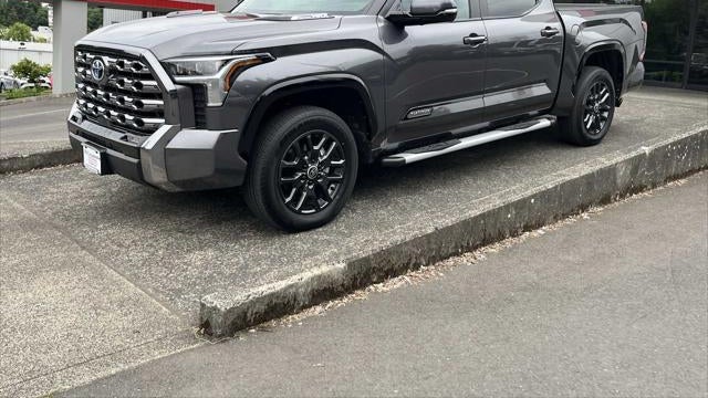 2024 Toyota Tundra Platinum HV