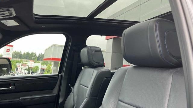 2024 Toyota Tundra Platinum HV