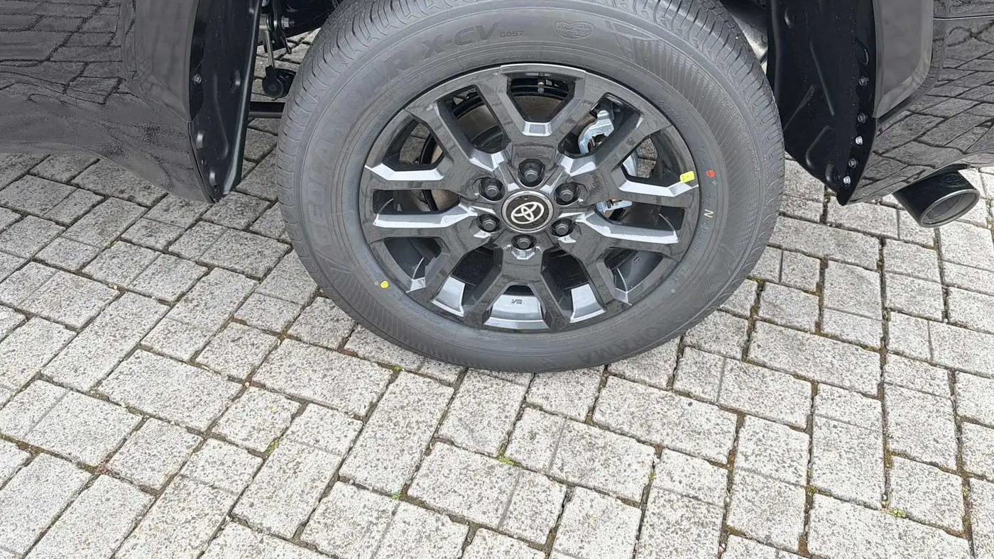 2026 Toyota Tundra Platinum HV