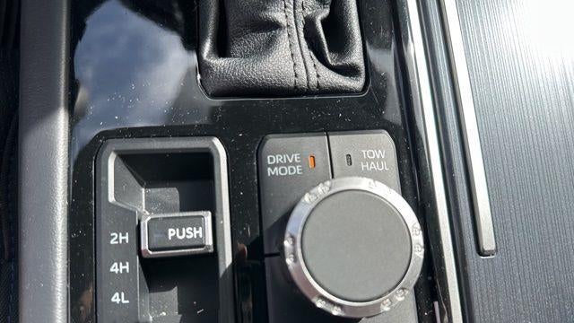 2023 Toyota Tundra Platinum HV
