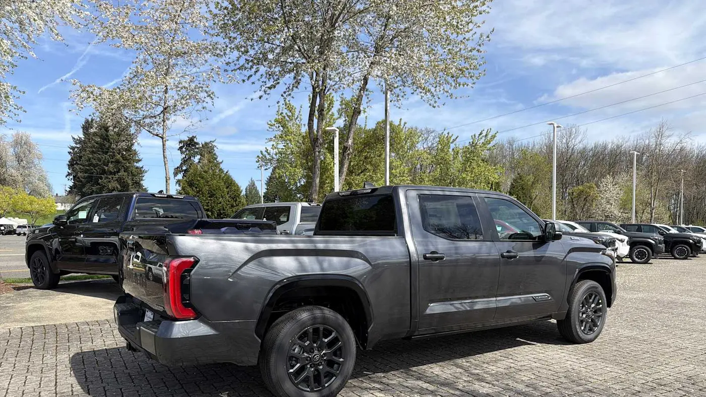 2026 Toyota Tundra Platinum HV