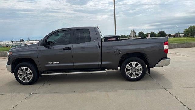 2018 Toyota Tundra SR5