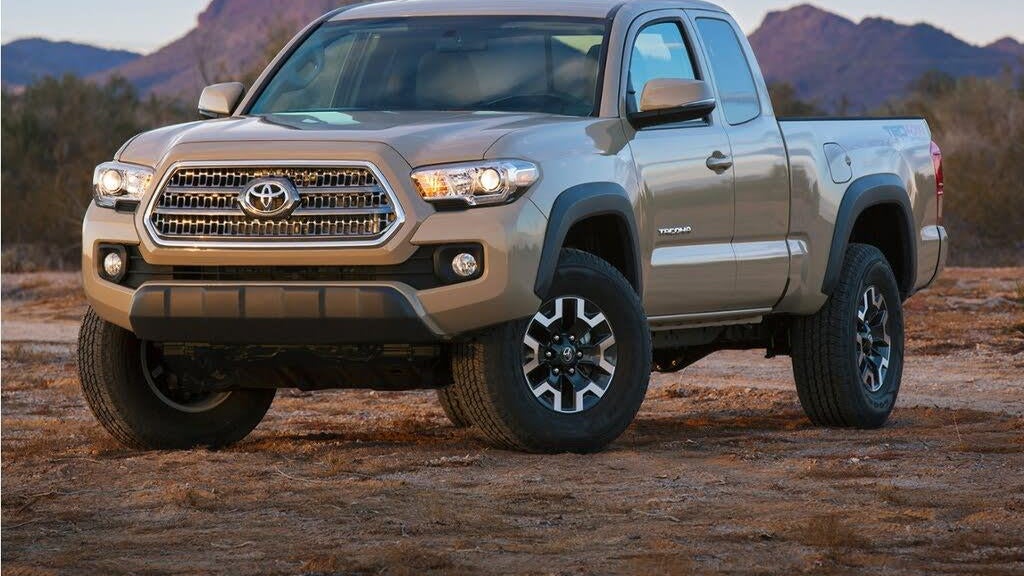 Preowned 2017 Toyota Tacoma SR5 for Sale